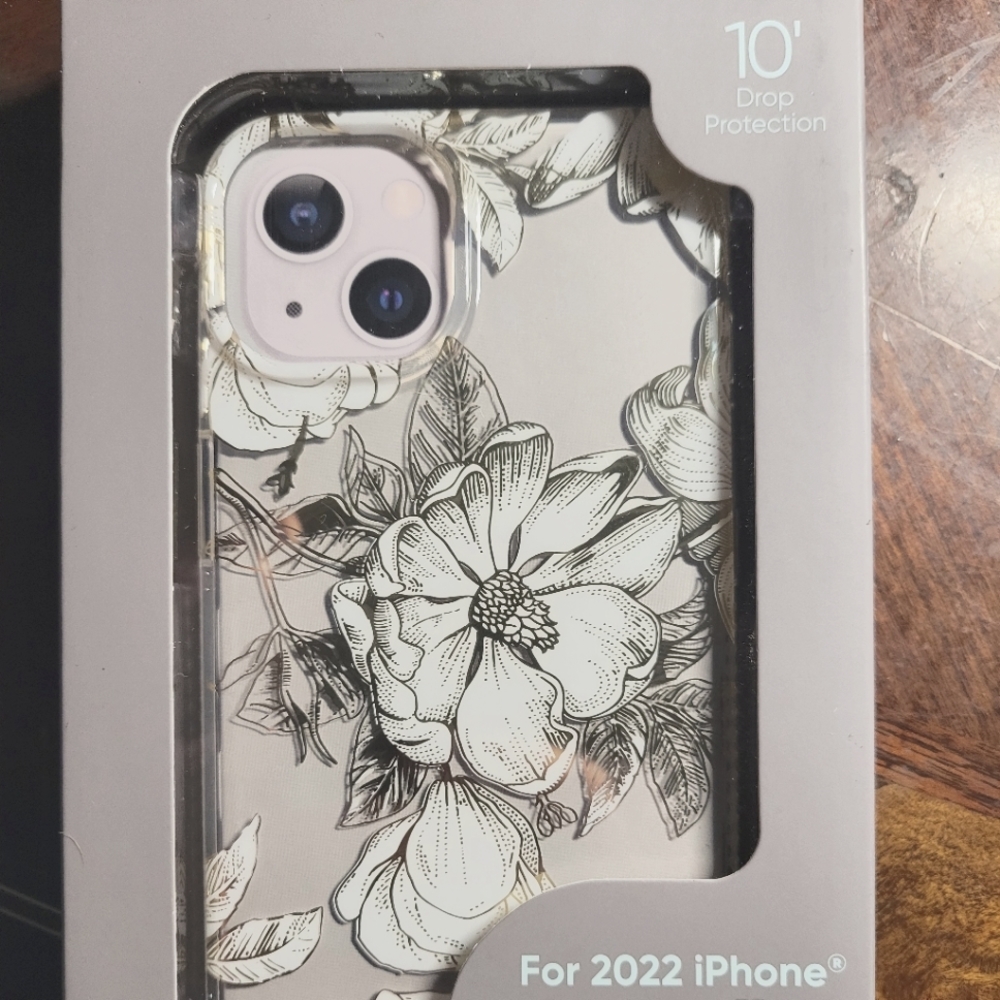 2022 iPhone 6.1" Case